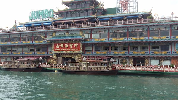 8 floating restaurants