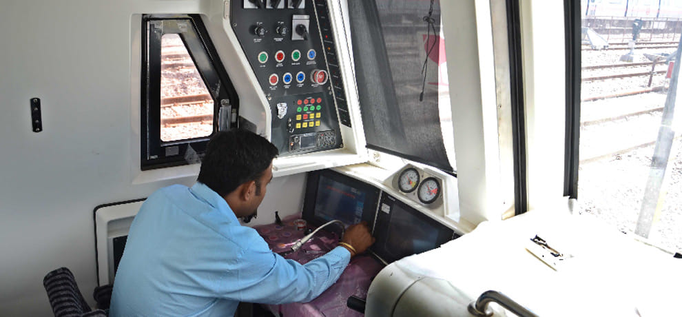 sarkari naukri Metro Recruitment in Maharashtra Metro salary up to 1.25 lakh