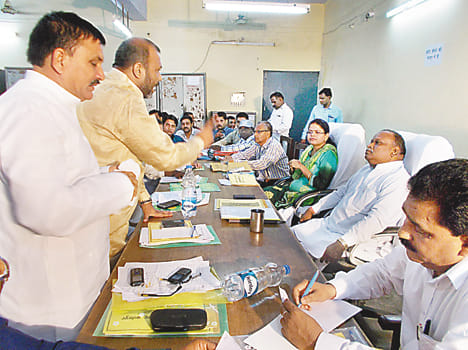 Municipal drinking water meeting uproar
