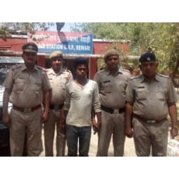friends murdered rajmistri after drink wine
