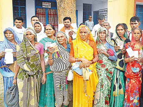 Dry wells, hand pumps on how stub water