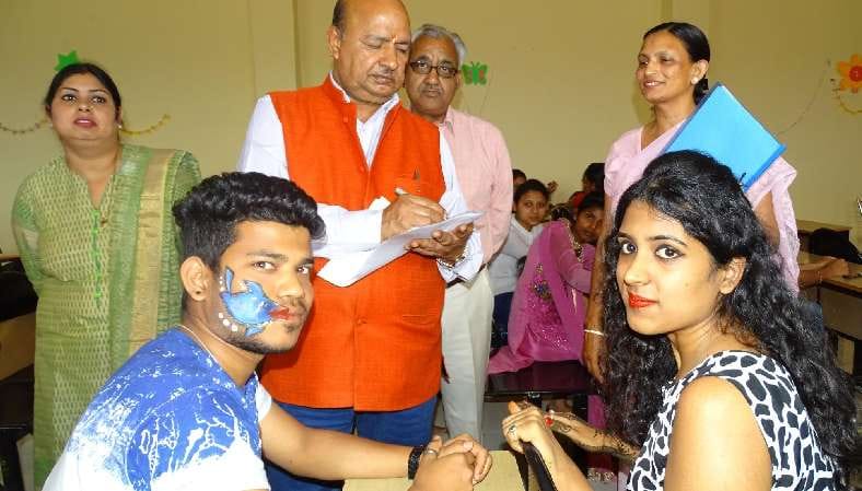 Panchkula, Sports Meet, next day, Compared
