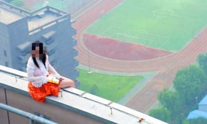 b tech student committed suicide after stealing cream from a shop