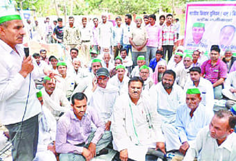 Bhanu BKU dharna at the tehsil has