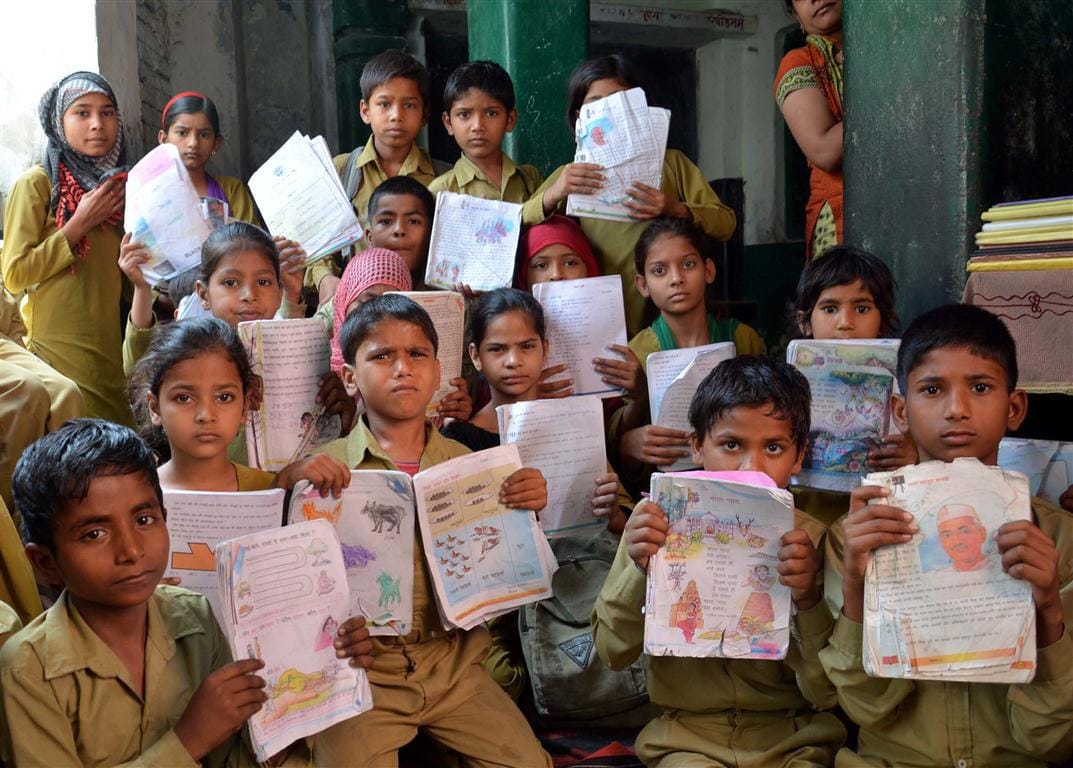 Commission on children Remember the burden of books