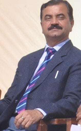 when dig questioned, officer in tension