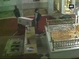 Gurgaon: Thieves decamp with Rs 1.5 lakh from gurudwara 