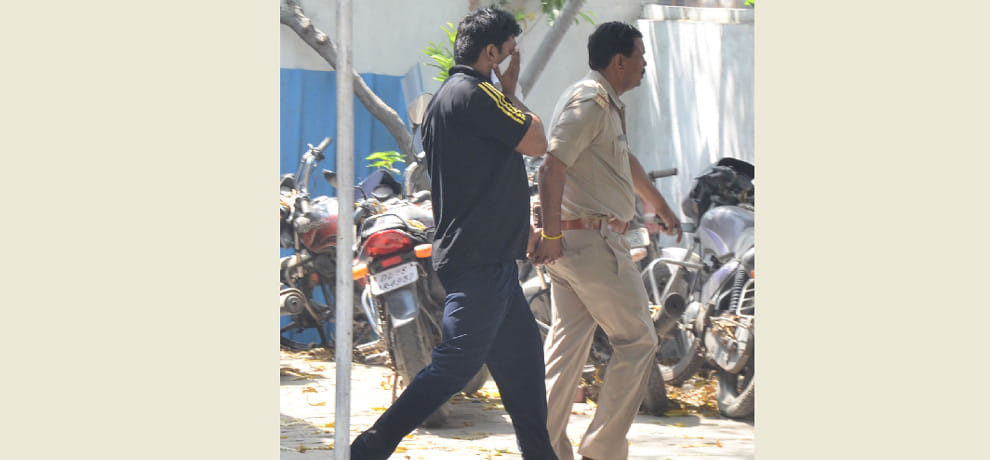 Three prisoners seeking protection money