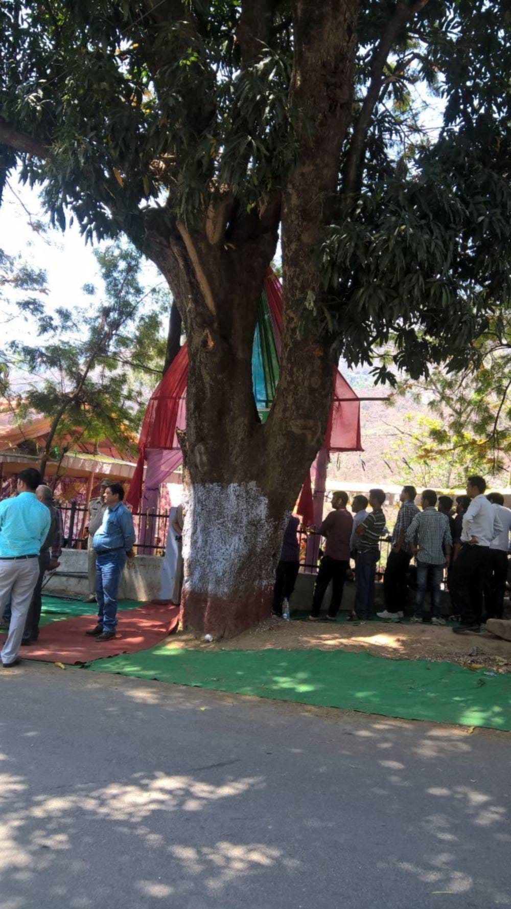 125 people killed by guldar in one day