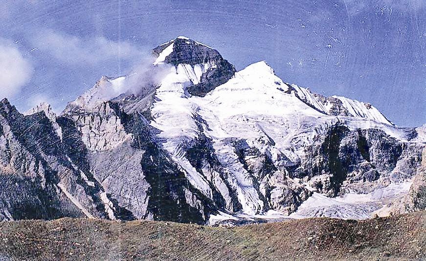 Pithoragarh come for lunch Kailash passenger