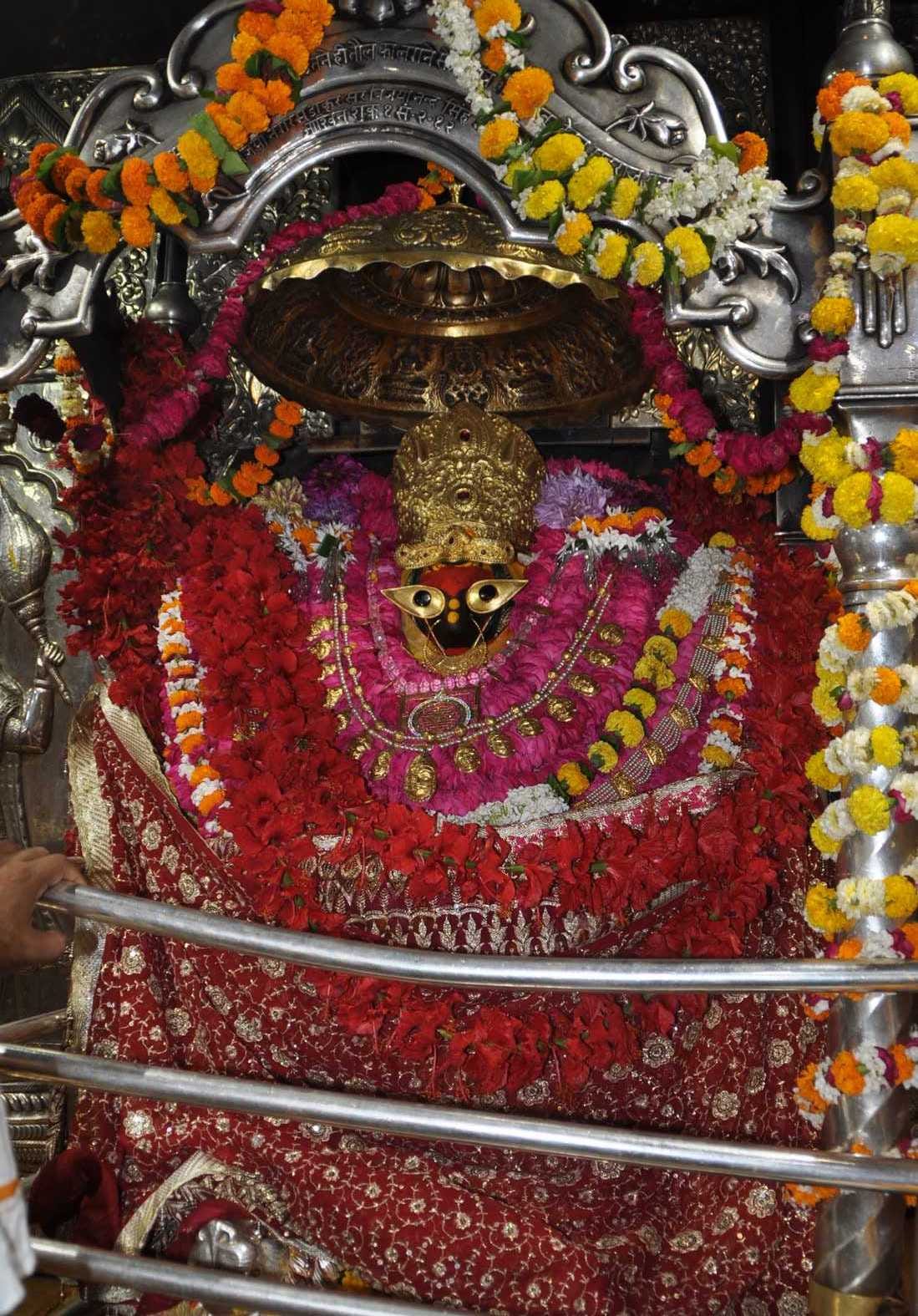 The head is the center of ten mahavidya Vindhyachal Dham