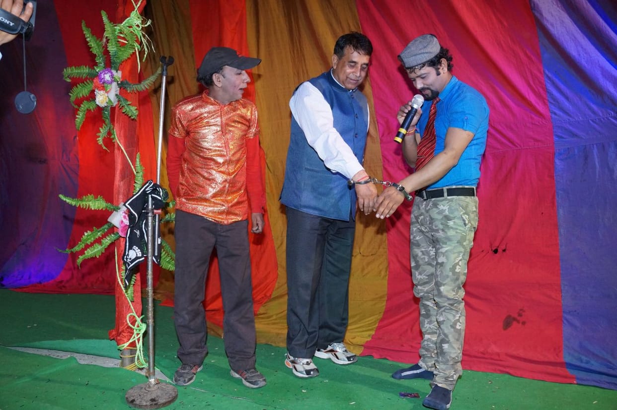 in culuture program magician show his tricks