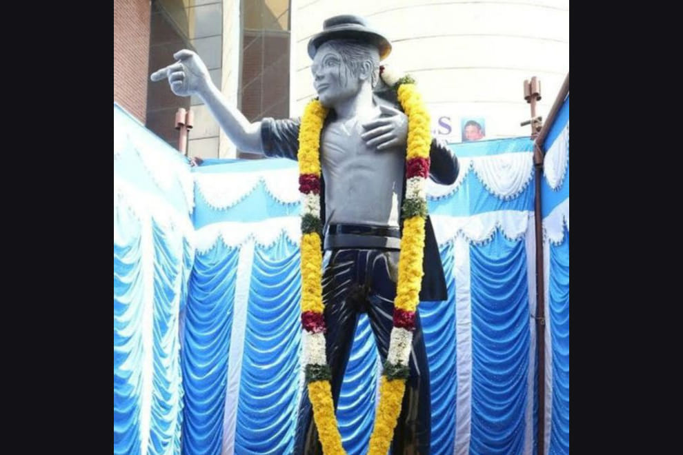 michael jackson statue in chennai