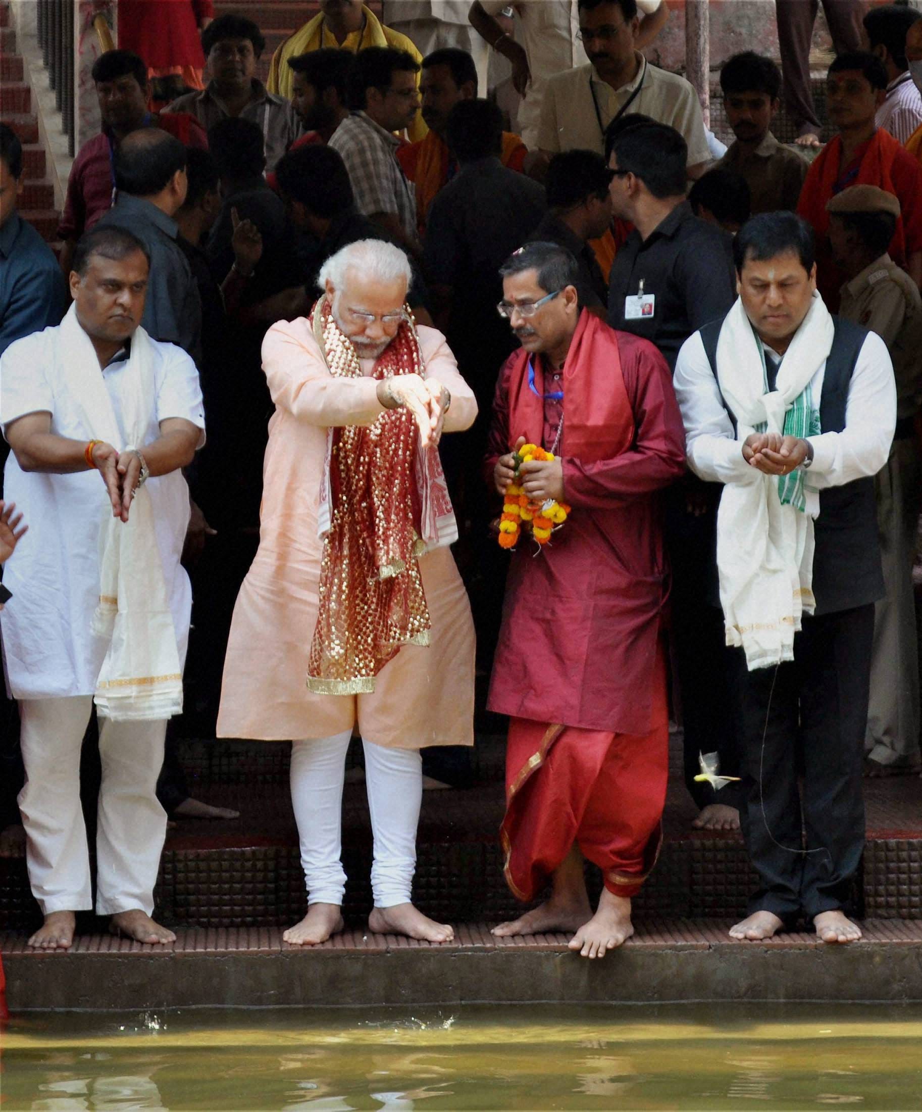 Prime Minister Narendra Modi offering prayers at the Kamakhya temple in Guwahati