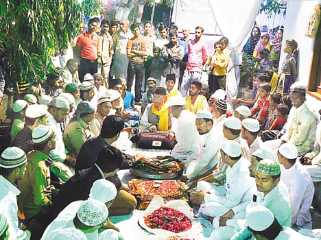 Urs of Pir Baba descended on liberated Jayrin
