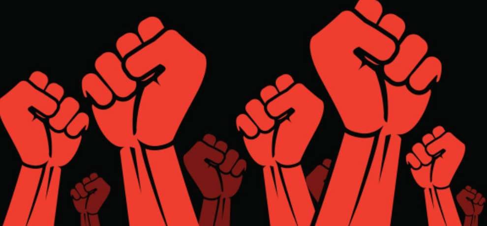 parents protest against fee hike in apj in noida