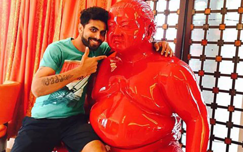 ravindra jadeja will not send his wedding card to ms dhoni and suresh raina
