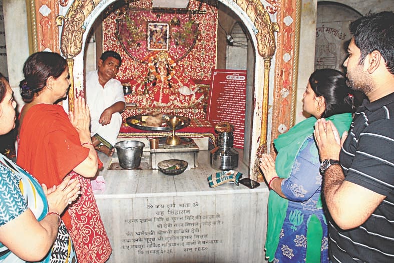 Dressed temples and markets, Navratri today