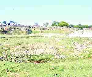 Gomti polluted in city.