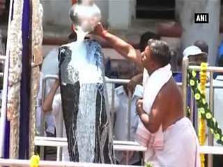 Ahmednagar: Male devotees forcefully enter inner sanctum of Shani Temple
