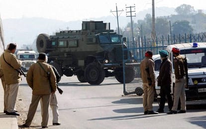 pathankot terror attack, masood ajhar, non bailable warrant, NIA, mohali, pathankot, punjab