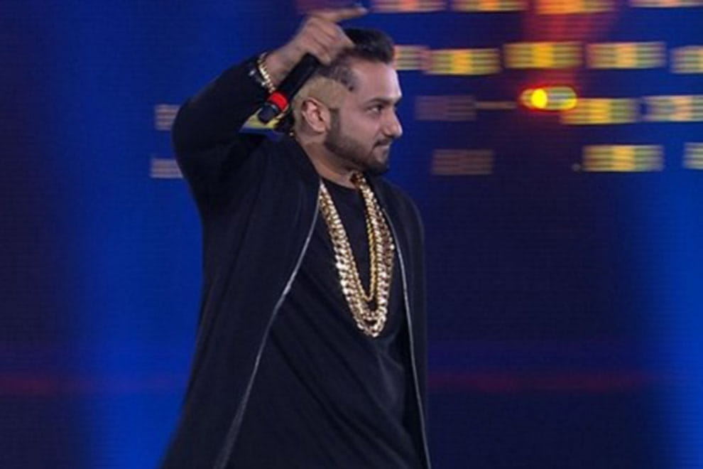 warant against honey singh