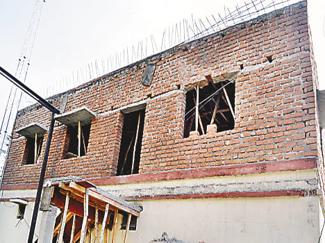 Arbitrary construction of the balcony gave evidence