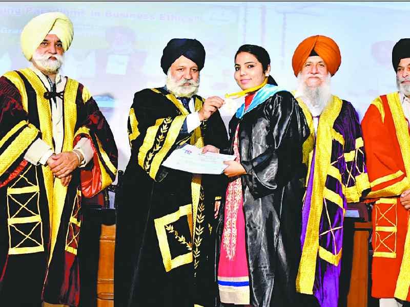 convocation, mata gujri college, students, fatehgarh sahib