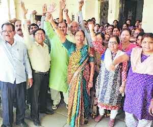 Demonstration against the transfer of teachers