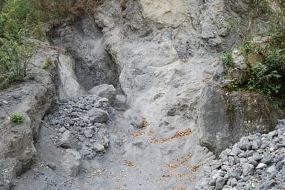 jharipani fall of mussoorie.