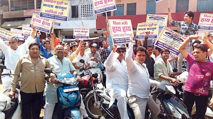 jwellers show power through bike rally