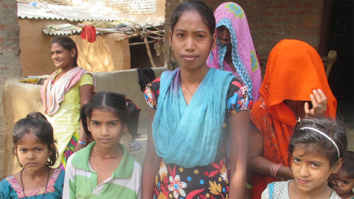 muslim girls do worship to hindu goddess
