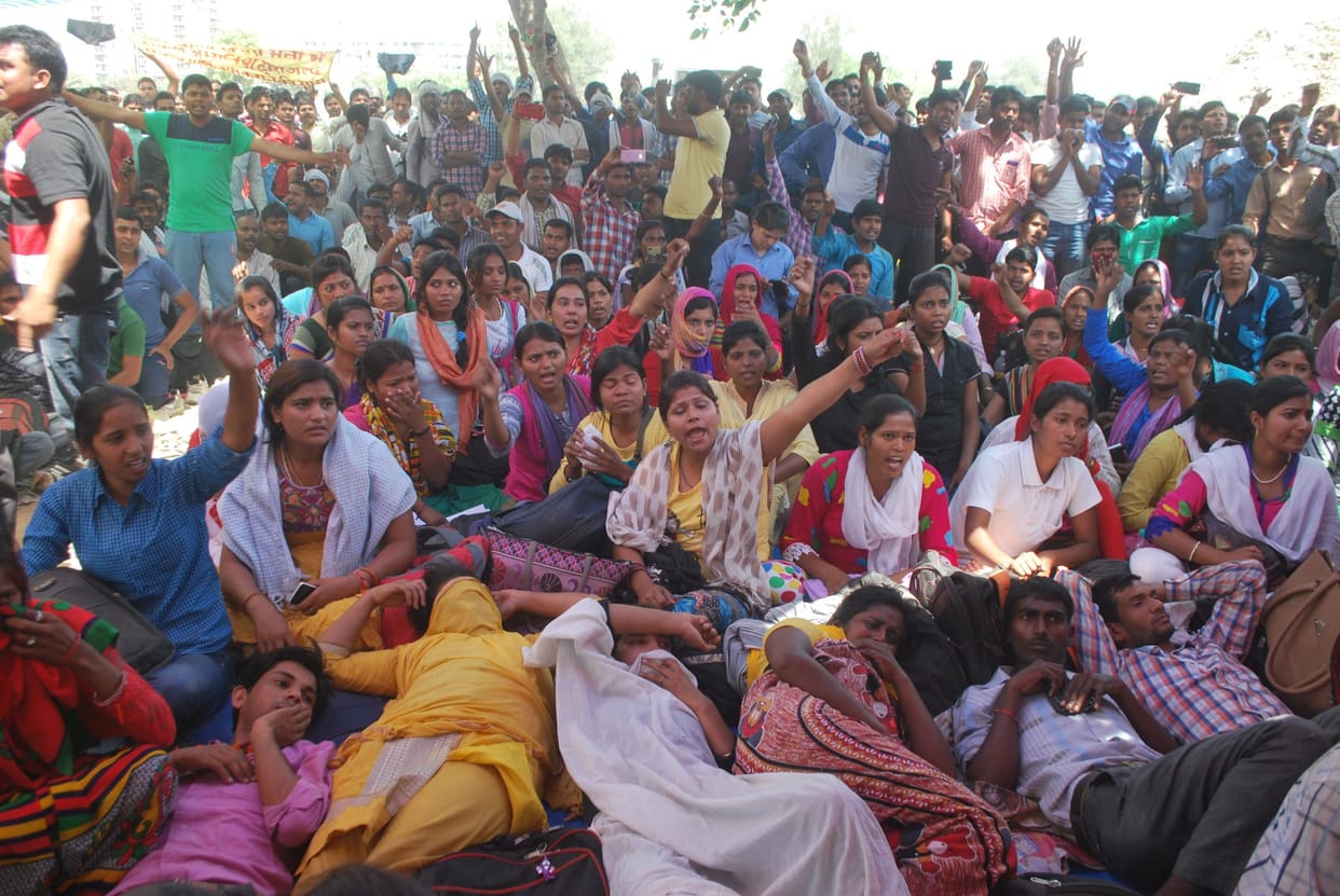 protest of applicants of police recruitment.