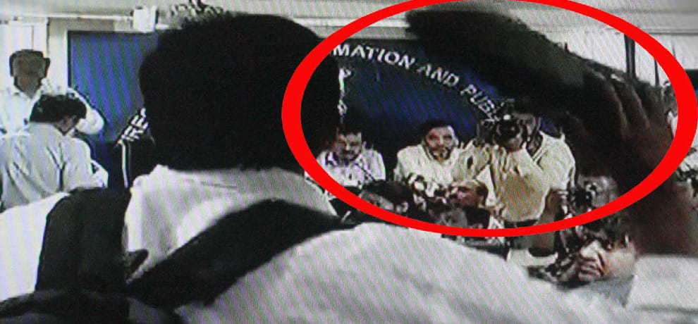 aam admi sena man wanted answer from kejriwal before throwing shoe on him 