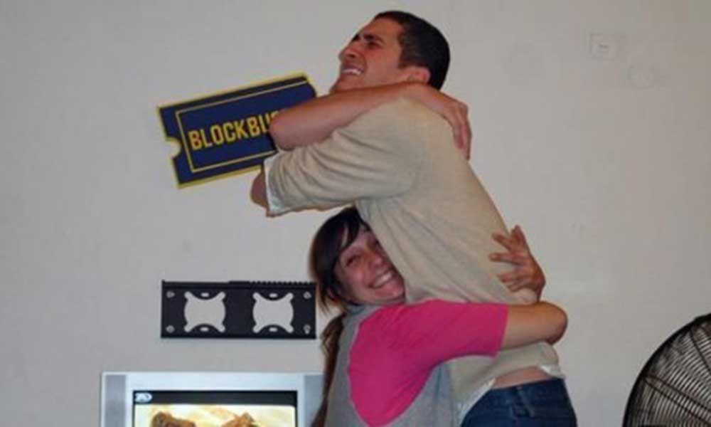 8 irritating situations only tall people can understand