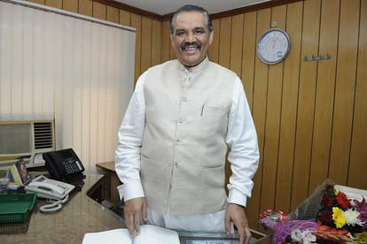 bjp again moved on hindutva and cast card