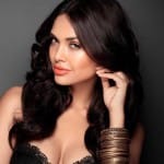 Esha Gupta gets engaged