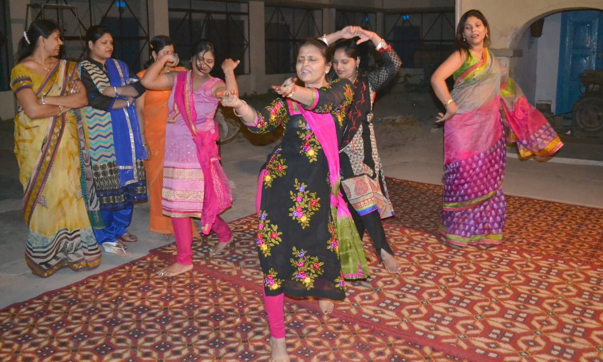 Women fiercely dandiya dance