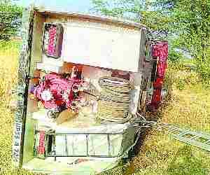 Fire Brigade toppled, Six injured