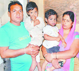 In the teacher's home was robbed Surendranagar