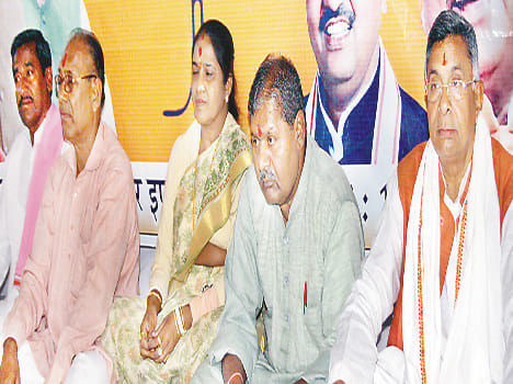 BJP's village 's campaign " 14