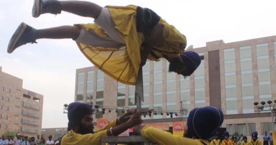 baisakhi utsav, gatka performance, diler-e-khalsa, elante mall, chandigarh