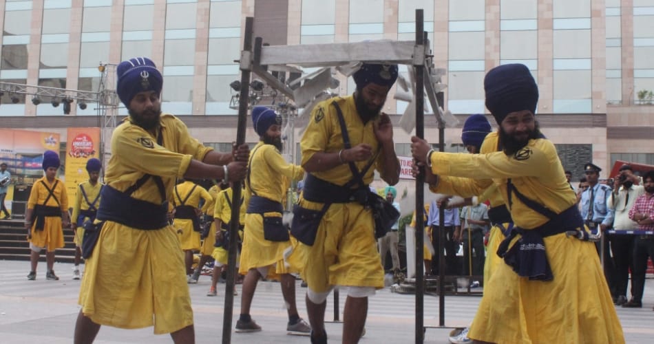 baisakhi utsav, gatka performance, diler-e-khalsa, elante mall, chandigarh