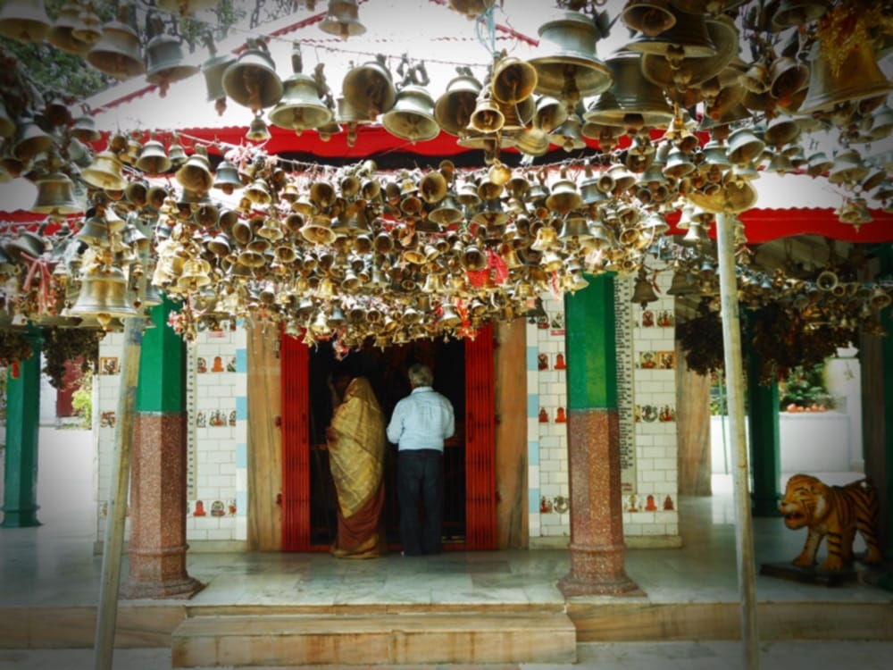 jhula devi temple in almora