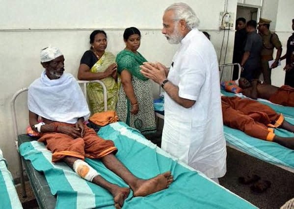 primeminister narendra modi and indian national congress leader rahul gandhi reaches kollam