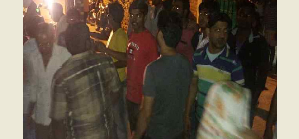 girl attempted rape and set on fire by brother in ghaziabad