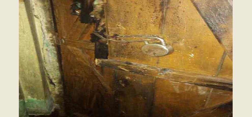 girl attempted rape and set on fire by brother in ghaziabad