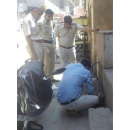 Miscreant brother shoot  in gangwar