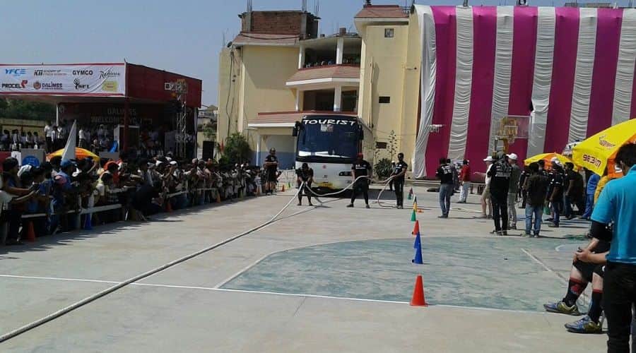 ताकत की आजमाइश