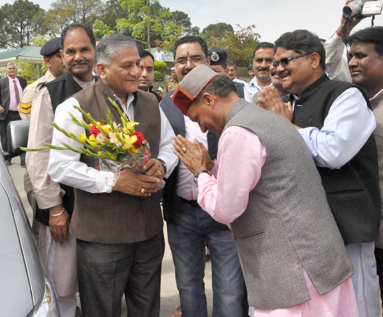 Gen V K Singh hits out at pakistan